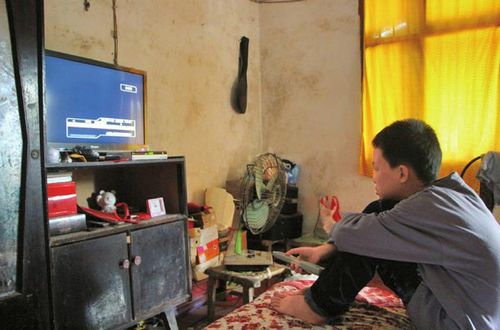 出走！怀揣1元硬币&nbsp;11岁男孩厦门“蹭”到自贡(图1)