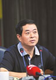 170多名县委书记上课&nbsp;老师告诫勿盲目建新城(图3)