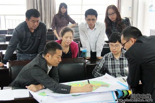 通滩镇：着眼长远&nbsp;修编城镇发展规划(图1)