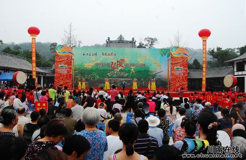 泸州张坝桂圆林开门迎客 试运营期间暂不收费(图1) 泸州张坝桂圆林开门迎客 试运营期间暂不收费(图1)