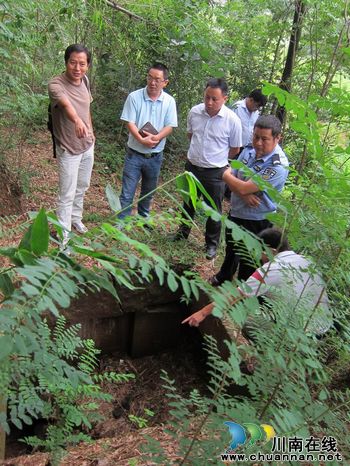 泸州江阳区抢救发掘宋墓(图1) 泸州江阳区抢救发掘宋墓(图1)