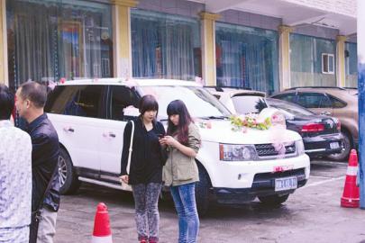 网曝叙永畜牧局局长嫁女&nbsp;异地办“土豪婚礼”(图2)