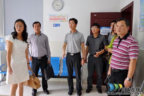 泸州市联合检查组到江阳区监督检查防艾工作(图1) 泸州市联合检查组到江阳区监督检查防艾工作(图1)
