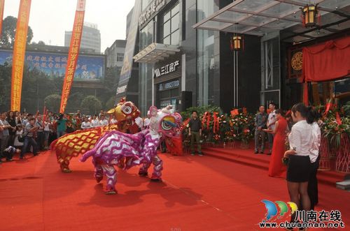 泸州：到“江城岁月”&nbsp;品江城文化观沱江美景(图4)