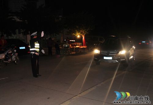 泸州交警圆满完成方山庙会期间道路交通安保工作(图2)