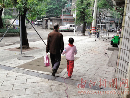 中国式育儿&nbsp;隔代教育省了谁的心？(图1)