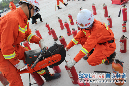 自贡集中销毁假冒伪劣消防产品(图5)