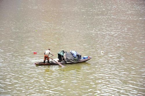 长江"水鬼"江湖:泸州捞尸人"挟尸要价"不多见(图2)