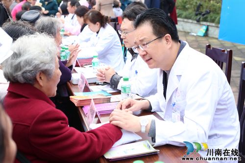 泸医中医院:发挥中医药特色优势&nbsp;佑护人民群众健康(图4)
