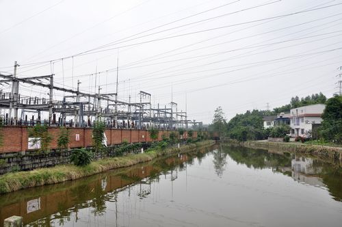 高压线下拆迁起风波(图7)