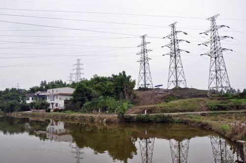 高压线下拆迁起风波(图4)