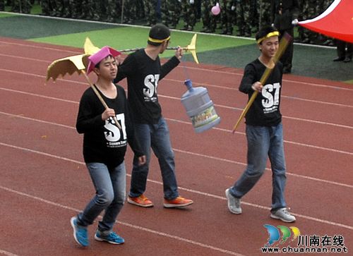 回归传统彰显个性&nbsp;宜宾县一中素质教育抓“两极”(图2)