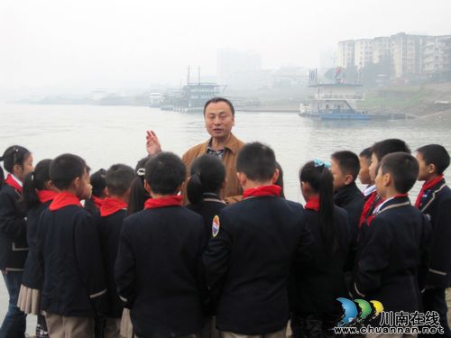 泸州纳溪：保护红嘴鸥，从我做起(图1)