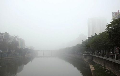 川南四城昨齐发大雾预警&nbsp;未来还将受影响(图2)