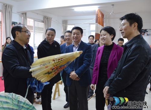 朱世宏:落实三中全会精神&nbsp;实施好教育民生工程(图4)