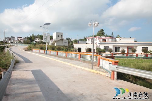 龙马潭区：农村公路&nbsp;编织乡村“幸福网”(图2)