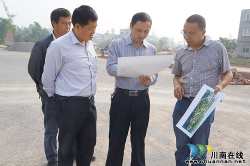 立石镇:移民新村 正描绘山水和谐美画卷(图3) 立石镇:移民新村 正描绘山水和谐美画卷(图3)