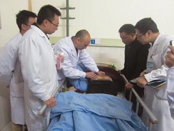 泸州市中医医院前往古蔺开展大型义诊活动(图2)