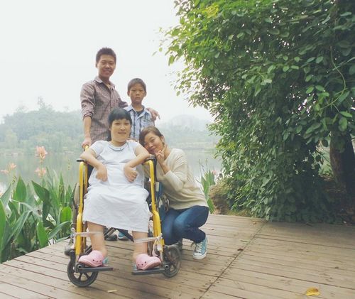 自贡脑瘫妈妈冒死剖宫产女(图5)