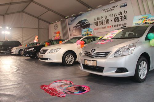 自贡：2013最后一次车展，卖了260多辆车(图3)