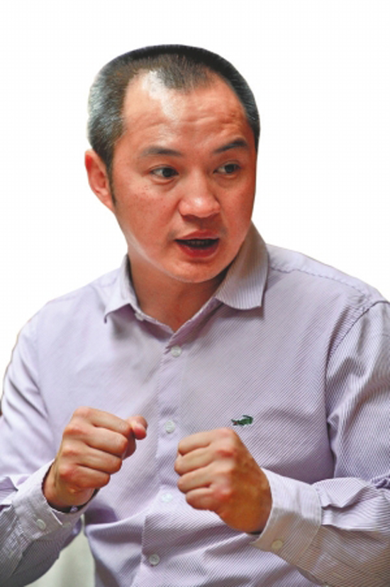 泸州人刘刚:把中国职业拳击推向世界(图1) 泸州人刘刚:把中国职业拳击推向世界(图1)