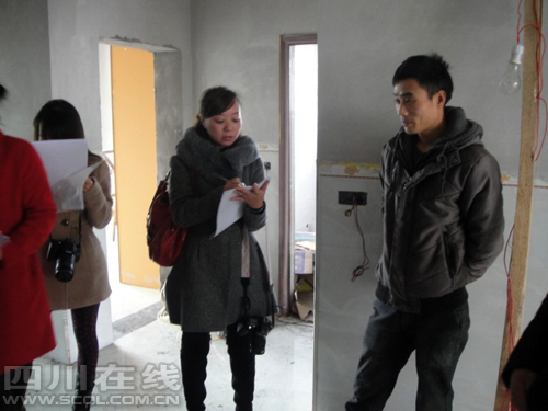 合江县大桥镇迎来14家新闻媒体集中参观采访(图2)