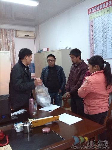 奇峰镇：踊跃为白血病儿童捐款(图1)