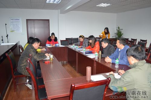 江阳区禁毒办检查张坝景区“无毒社区”创建工作(图1)