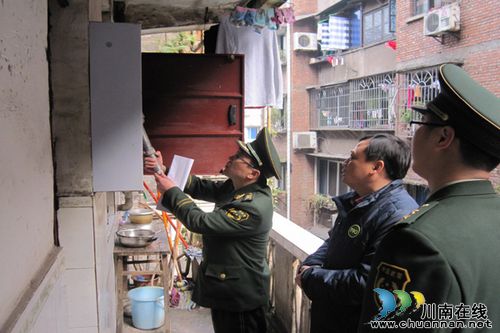 合江县消防、教科部门联合开展学校消防安全隐患整治(图2)