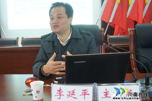 太伏镇：宣讲十八届三中全会精神(图2)