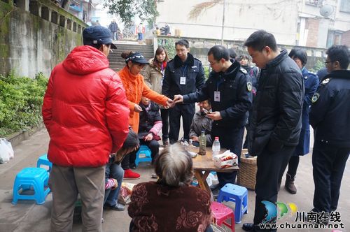 泸县立石镇：“打击非法行医”为百姓健康护航(图1)