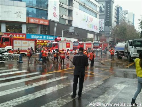 泸州摩尔爆燃事故&nbsp;又有3名观察治疗伤员出院(图1)