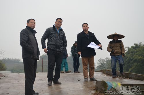 华阳街道：全面检查安全隐患，预防安全事故发生(图1)