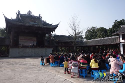 张坝：廉政文艺巡演走进张坝景区(图2)