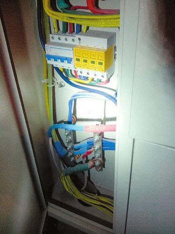 “零线破坏者”出没&nbsp;45住户电器被烧(图1)