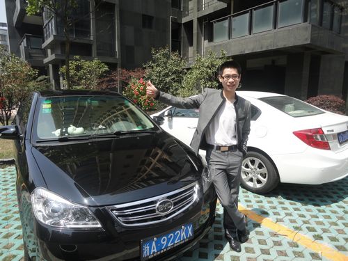 在外泸州人千里返乡回家团年(图3)