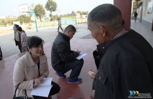 龙马潭区：党员干部与3万余户困难群众“结穷亲”(图2)