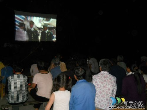 合江县2013年农村公益电影放映成绩喜人(图1)