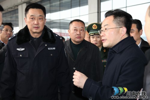 泸州市长刘强深入道路运输一线检查指导春运工作(图2)