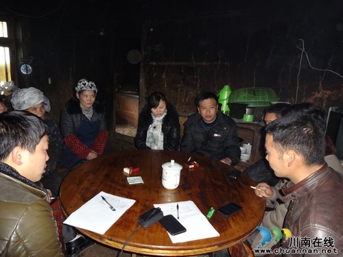 水尾镇：转变作风下基层&nbsp;身披风雪化矛盾(图2)