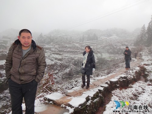 水尾镇：转变作风下基层&nbsp;身披风雪化矛盾(图1)