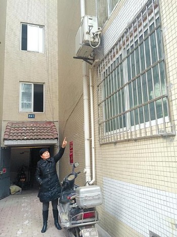 内江:1夜3家被盗物管拒赔损失&nbsp;称非"私人保镖"