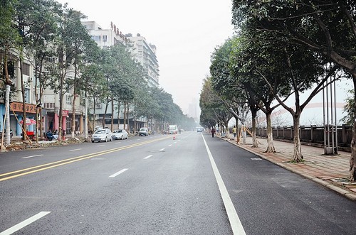 五月宜宾三江路变身"高大上"
