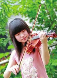 肖体高:向着远方飞翔-记一个特别的女孩向翔(图1) 肖体高:向着远方飞翔-记一个特别的女孩向翔(图1)