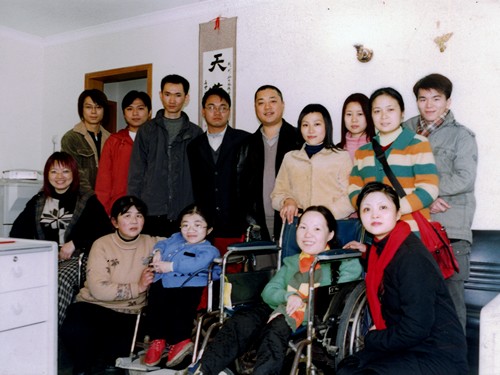 四川"张海迪"光环下的艰难人生(图8) 四川"张海迪"光环下的艰难人生(图8)