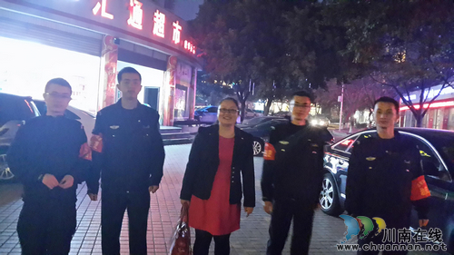 大山坪街道:夜巡队筑牢居民“安全网”(图1) 大山坪街道:夜巡队筑牢居民“安全网”(图1)