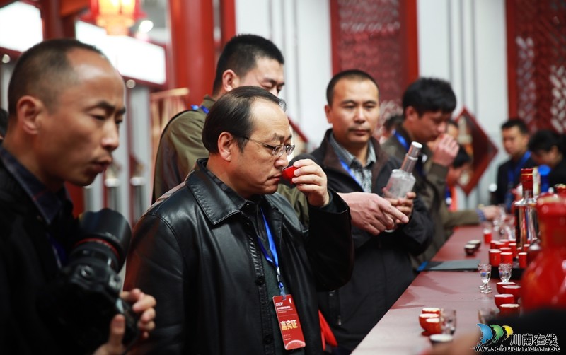 2014年中国国际酒业博览会在泸开幕(图6)
