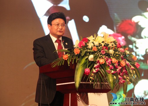 潭酒金牌经销商获奖奥迪Q5(图5)