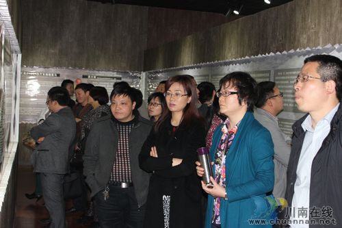 兆雅镇:到看守所开展集中警示教育(图1) 兆雅镇:到看守所开展集中警示教育(图1)