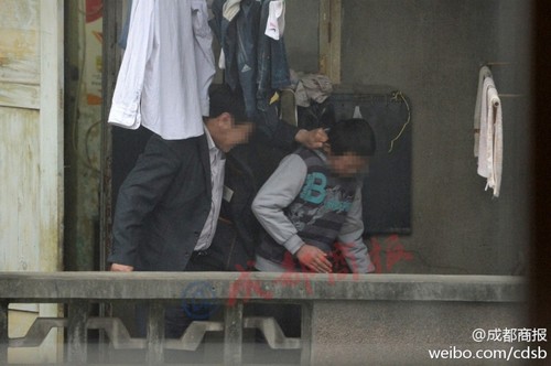 自贡阳台男孩的家暴噩梦(图2)